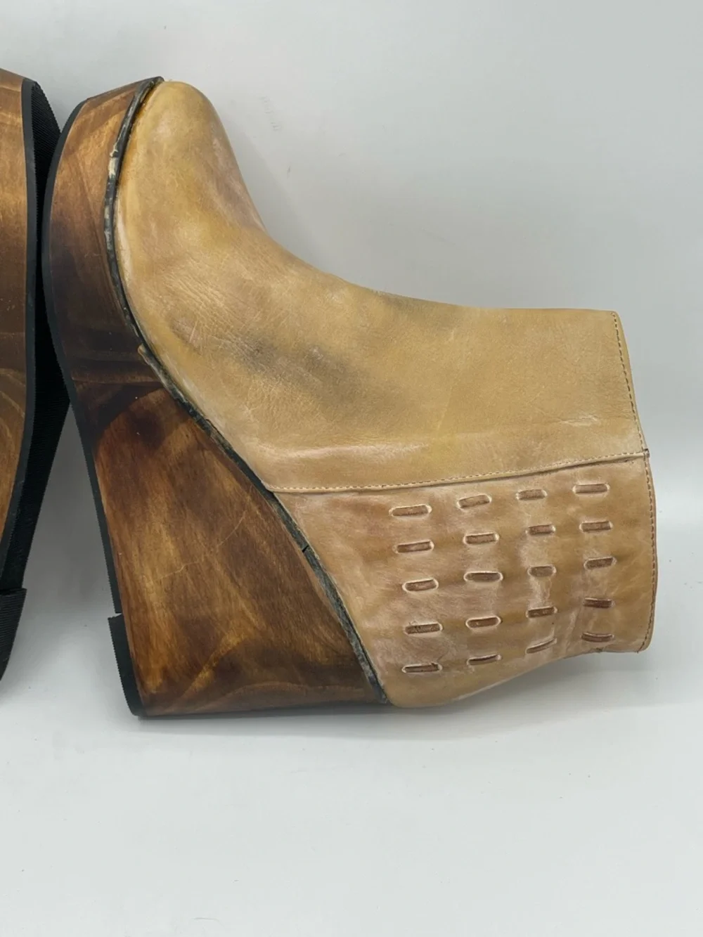 BED|STU Cobbler Series Tan Distressed Leather Wedge Ankle Boots NWT